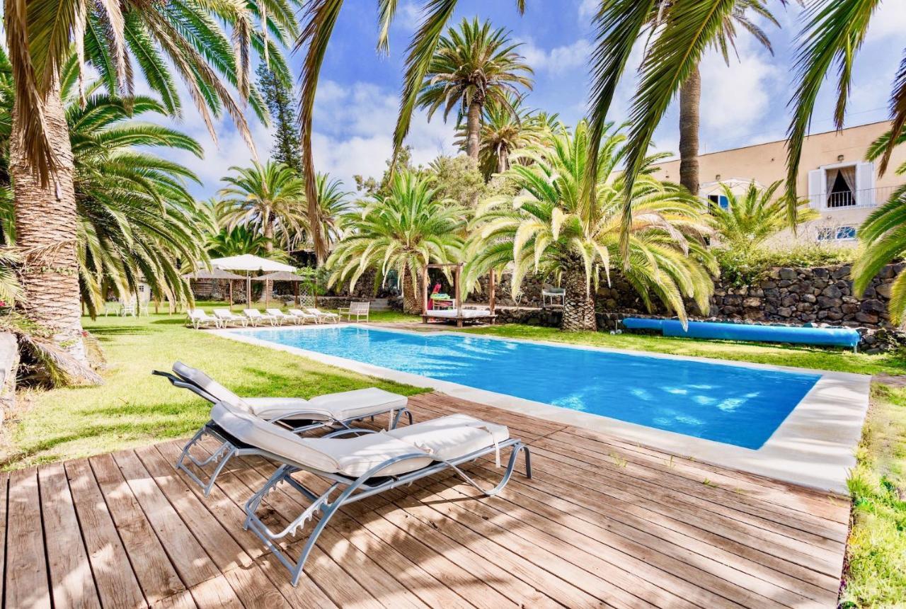 Detached Villa With Garden, Heated And Private Pool, Sea View, Parking Free Тихоко-де-Абахо Экстерьер фото